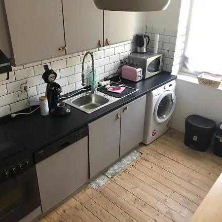 Apartment Marleen -welcome Back 2 The 50 Hbf/hafen Wg-zimmer Duisburg